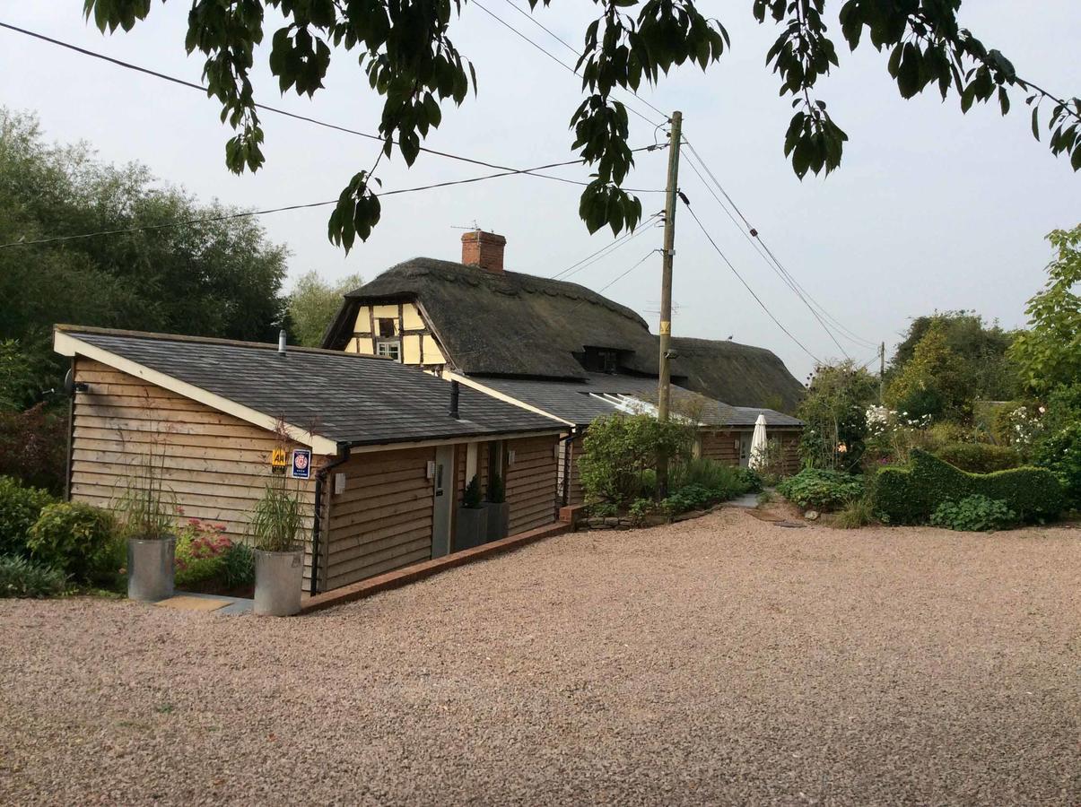 The Steppes Holiday Cottages 赫里福德 外观 照片